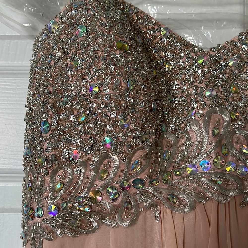 LONG PROM DRESS - Picture 3 of 6